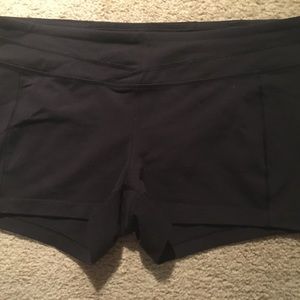 Lucy bike shorts